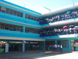 Lycée National de Pétion-ville clôture l'année académique 2023-2024 avec succès malgré les turbulences